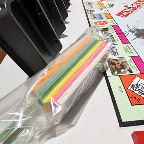Monopoly US Marines Collectors Edition Made In USA Hasbro Rare Complete 2005 VTG - Picture 5 of 16