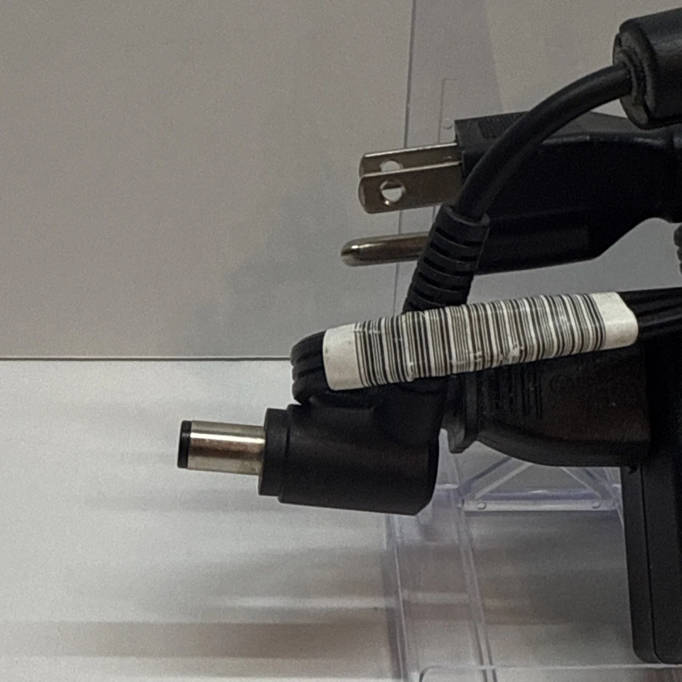 Original HP 19V 90W 7.4mm x 5.0mm AC Adapter For HP Pavilion Compaq EliteBook  - Image 3 of 3