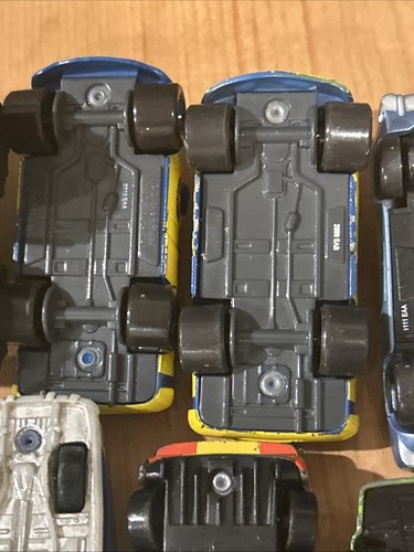 Disney-Cars The Movie Set 20 Fahrzeuge Druckguss und Plastikspielzeug verschiedene Maßstäbe - Bild 17 von 18