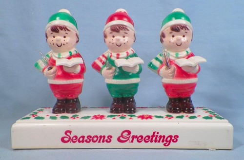 Christmas Light Decoration 3 Boys Caroling Seasons Greetings Hard Plastic Works - Picture 4 of 9