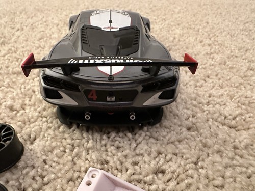 Kyosho MZP244GMW Mini-Z MR-04 Chevrolet Corvette C8.R Gunmetal/White - Picture 15 of 15