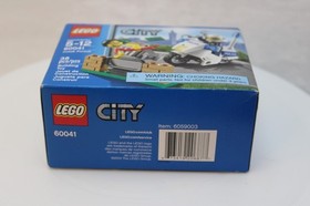 60041 LEGO City Crook Pursuit with Motorcycle Police 2014 Retired SEALED