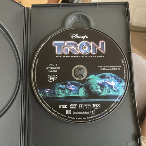 Tron (20th Anniversary Collector's Edition) [DVD] - Picture 7 of 8