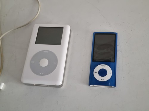 Apple iPod Classic Photo 4th Generation White 60GB. Nice Condition. and blue - Picture 2 of 24
