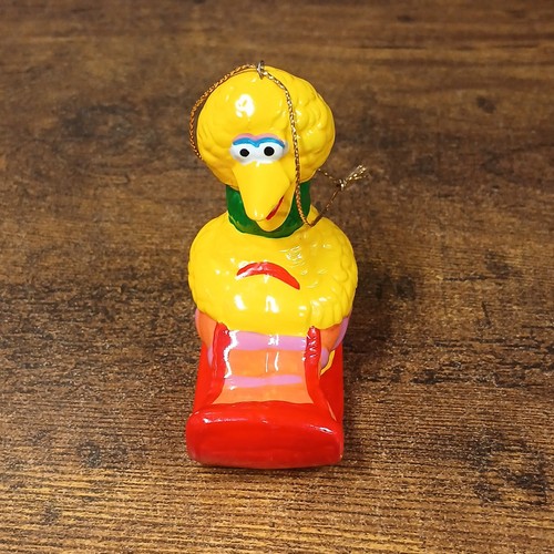 Adorno de Navidad de cerámica de calle Sésamo Big Bird de colección, Muppets Inc - Imagen 4 de 6