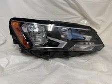 OEM 2016-2019 Volkswagen Passat  Right Passenger  Halogen Headlight Lamp OE
