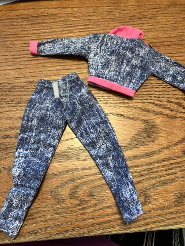 Barbie Muñeca Jeans Fin de Semana Moda Lavado Ácido Denim Chaqueta Pantalones Años 90 Neón - Imagen 3 de 3