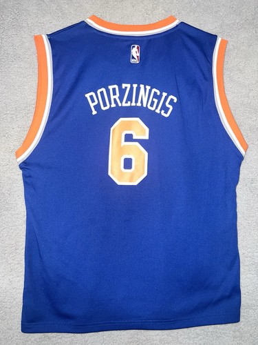 Kristaps Porzingis #6 New York Knicks NBA Adidas Basketball Jersey Youth Size XL - Picture 12 of 15