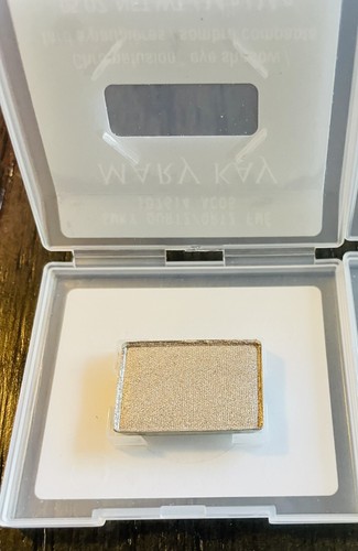 Mary Kay Eye Shadow Lot Of 2 .05oz Smoky Qurtz/ Qryz Fme 107614 Women’s New - Picture 4 of 8