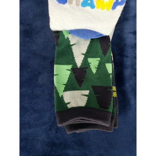 Cat & Jack Boy's Crew Socks Snowball Champ Trees Plaid Stripe 4 Pack Size Medium - Picture 7 of 8