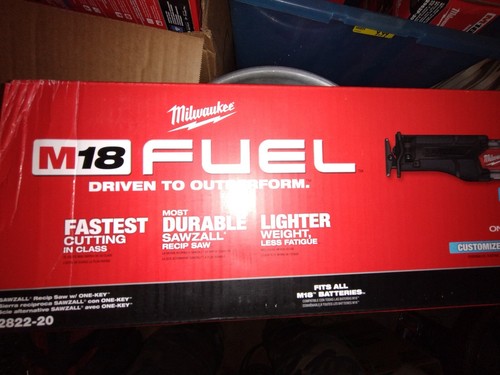 Milwaukee 2822-20 ONE-KEY 18V Lithium-Ion Brushless Cordless Reciprocating Saw - Picture 2 of 3