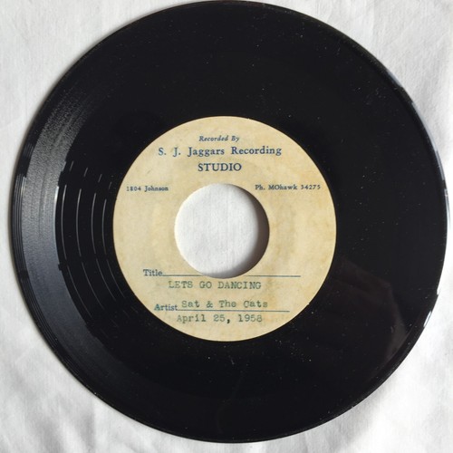 Sat & The Cats – Play My Music Loud / Let's Go Dancing 7", 45 RPM, Reissue - Picture 4 of 6