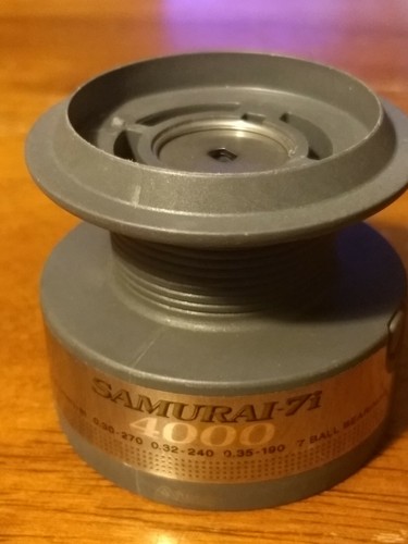 BOBINE DI RICAMBIO PER BOBINE DA SPINNING Diawa Samurai-7i nuovo / vecchio stock - Foto 3 di 6