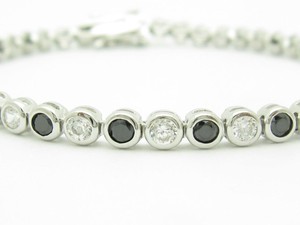 Platinum-Sterling-Silver-Black-amp-White-Sapphire-Round-Cut-Bezel-Tennis-Bracelet