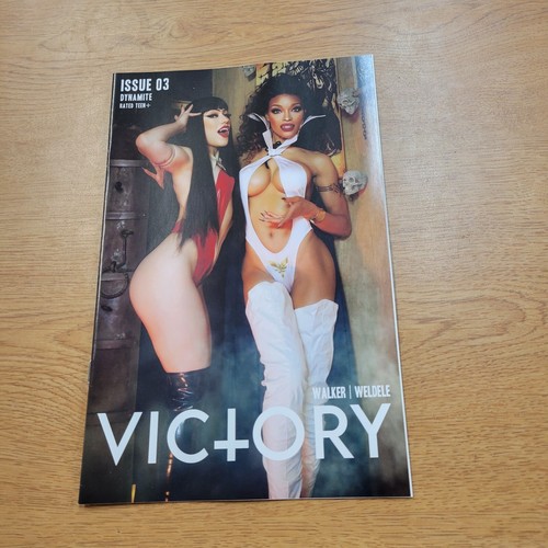 VICTORY #3 CVR E COSPLAY 23