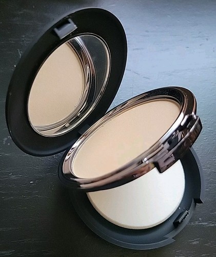 IT Cosmetics by Jamie Kern * 2 Tier Celebration Foundation * LIGHT *READ LISTING