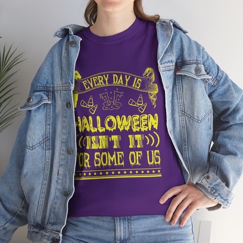 Halloween Vibes T-Shirt GothicEveryday Spooky Costum Witchy Halloween Lover Gift - Picture 143 of 157