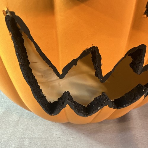 Pumpkin Resin 12”, Funny Decoration Pumpkin With A Golf Ball In The Eye - Picture 9 of 14
