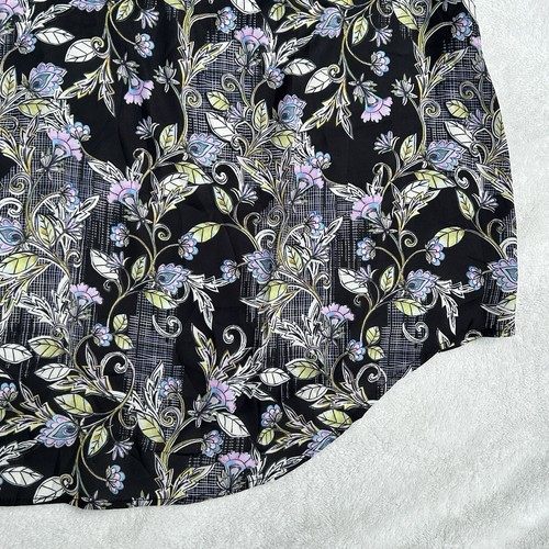 TORRID 2 Harper Georgette V-Neck Ruched Short Sleeve Blouse 2X Black Floral Plus - Picture 13 of 17