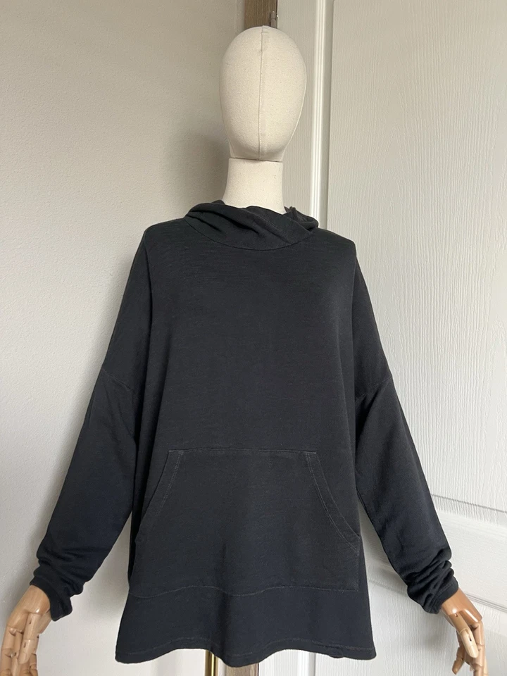 Sudadera con Capucha Sundry Talla 3/L Negra Bolsillo Canguro Suave Terry Tejido Usado en Excelente Condición Foto 2 de 4