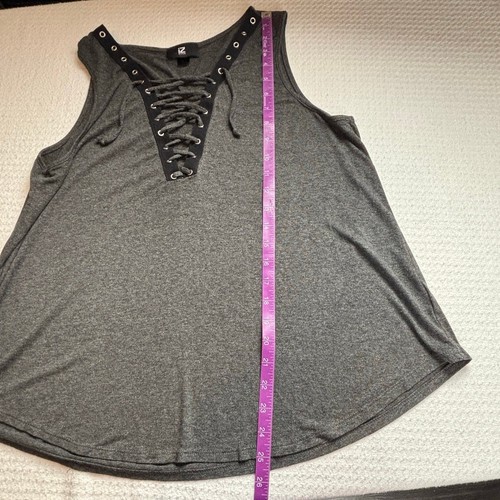 Camiseta sin mangas IZ Byer gris elástica sin mangas con cordones negros XL - Imagen 6 de 8