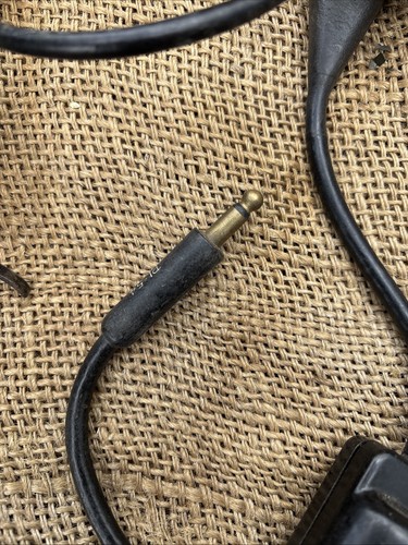 U.S.ARMY: JEEP RADIO RECEIVER & TRANSMITTER RT-77/GRC-9 Headphones. - Picture 5 of 7
