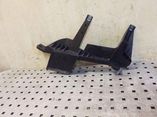 BMW X3 E83 Rechte Scheinwerferhalter 1301073025 3.00 Diesel 160kw 2005 26159881