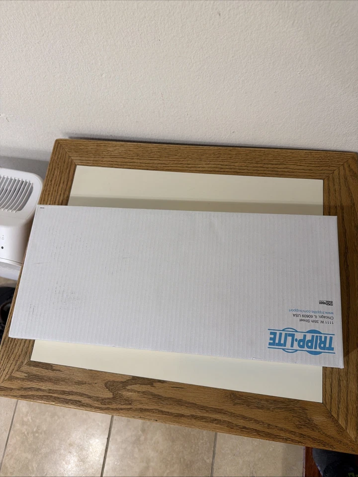 NEW Tripp Lite RS-1215-RA 1U 12 Outlet Rack Mount Power Strip - Image 2 of 3