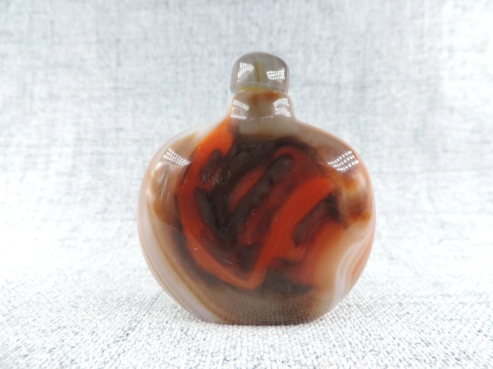 Botella de tabaco china tallada a mano de ágata natural A Foto 2 de 4