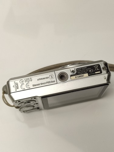 Sony Cyber-shot S750 Digital Camera 7.2MP Silver Compact Camera SET BOX WORKING  - Picture 16 of 23