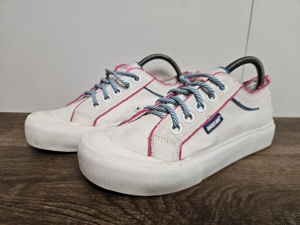 RocketDog Trainers Jazzin Plus Eighties Soft Cushioned Canvas Pumps UK 7 EU 41 - Image 2 of 4