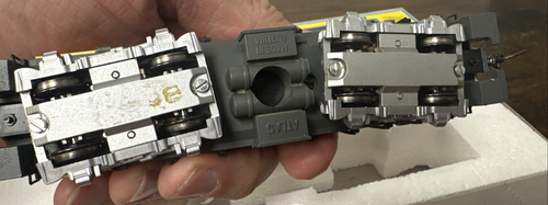 Atlas HO RTR #8072 Alco S-2 Diesel Locomotive Union Pacific #1151 - Runs Well! - Picture 7 of 10