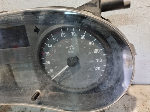 Vauxhall Vivaro Speedometer Instrument Cluster 2.0 Diesel 2010 OEM P8200283201 - Picture 5 of 15