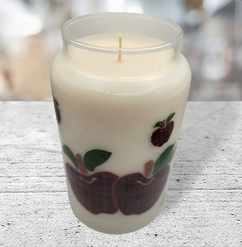 Vintage Farmhouse Buffalo Plaid Macintosh Apple Scented 36 oz. Luxury Soy Candle - Picture 4 of 5