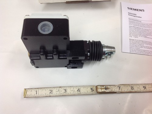 Siemens 3SE7140-1BD Emergency Cable Grab Pull wire Stop Switch 6A/400VAC. NEW - Picture 6 of 10