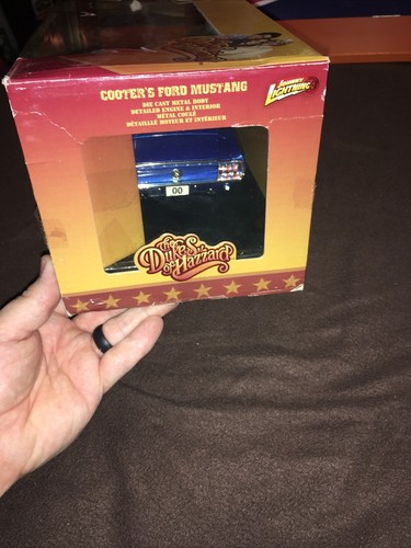 1/18 JOHNNY LIGHTNING DUKES OF HAZZARD COOTERS FORD MUSTANG - Picture 7 of 9