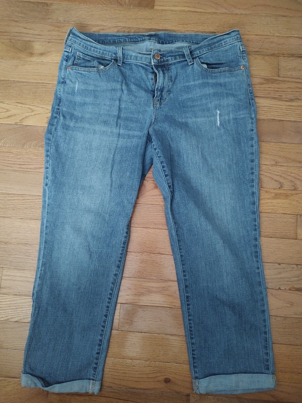 Old Navy Size 12 Regular stretch With Cuff Hem Ankle Jeans