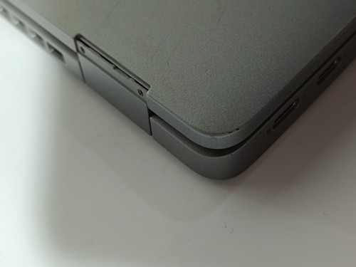 DELL Latitude 5330 13,3" FHD Touchscreen i5-1245U vPro/RAM 16GB/256GB SSD_1,6_6 - Bild 9 von 11