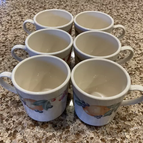 6 CORELLE CORNING CUPS ABUNDANCE  FRUIT COFFEE CUPS DISCONTINUED