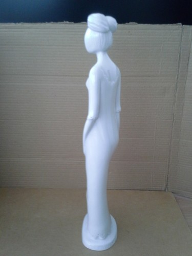 Vintage. Spode Bone China Figurine Henrietta by Pauline Shone 10.75" Tall. VGC - Picture 9 of 12