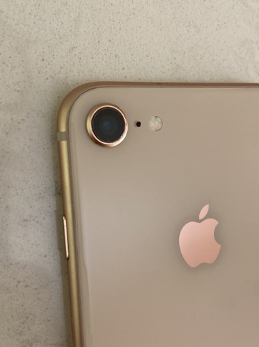 iPhone 8 64GB Unlocked - Good Used Condition -*Read Description* - Photo 6 sur 6
