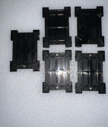 SET BESTEHEND AUS 5 NEUEN TECAN 10619812 SCHLAUCHTRÄGERSCHALEN - Bild 1 von 3