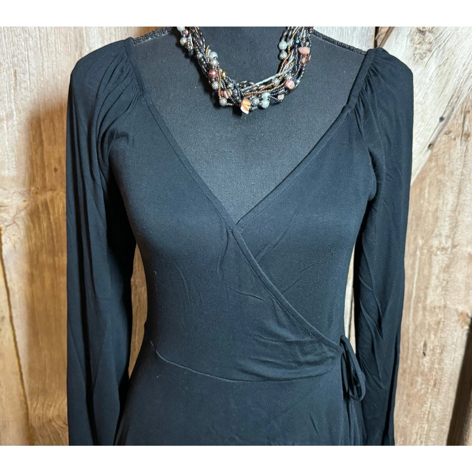 Vestido para mujer Forever 21 L grande pequeño negro manga larga envolvente pulóver Foto 2 de 4