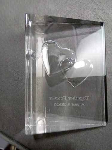 Steuben Kunstglas sentimentale Herzen "Together Forever August 8,2006" mit Chip - Bild 2 von 10
