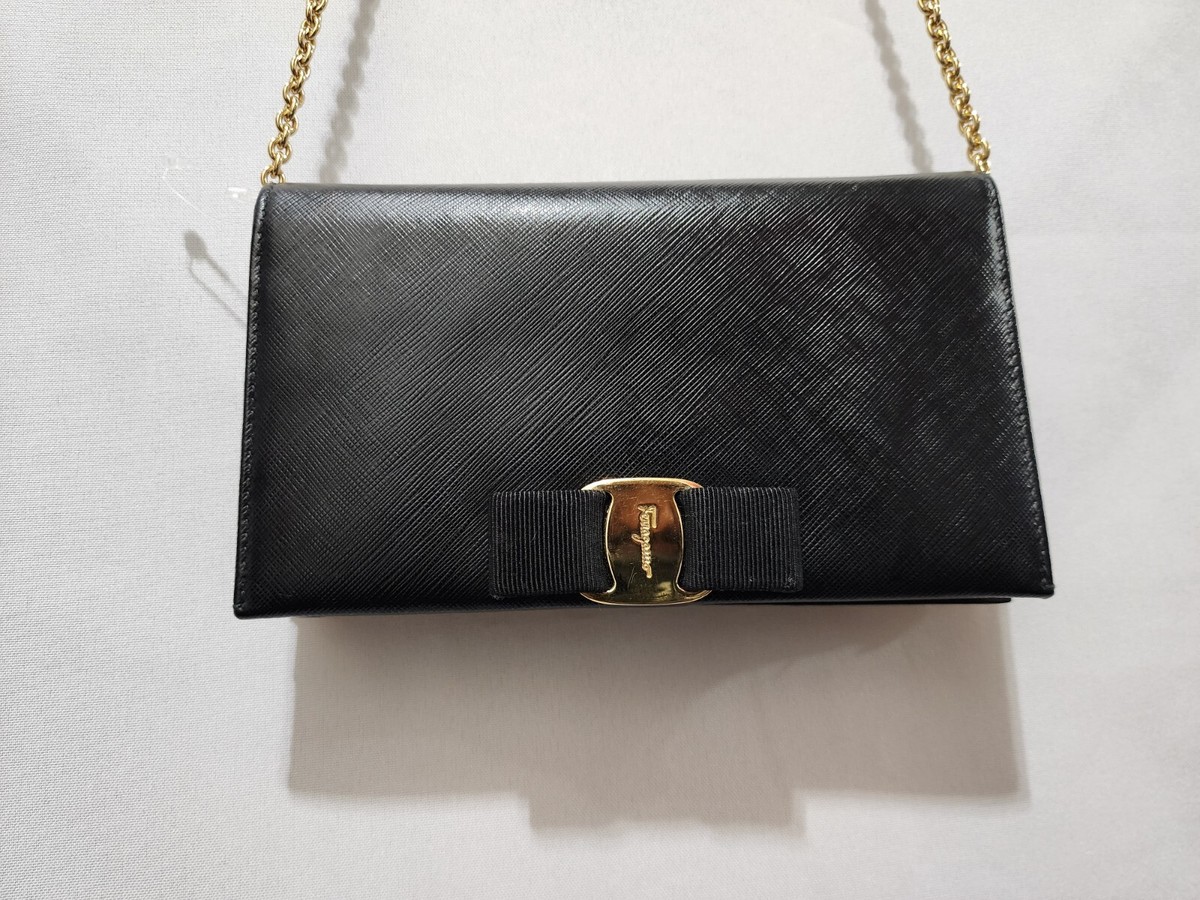 【関税込み】FERRAGAMO LUX GOLD' WALLET ON CHAIN Ferragamo 'lux gold' wallet on chain available on julian