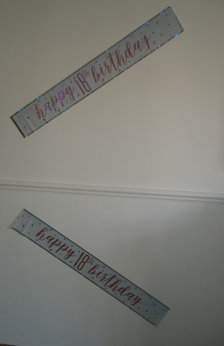 18TH BIRTHDAY BANNERS , BUNTING AND CANDLES - Picture 3 of 6