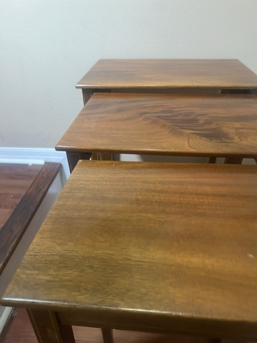 1970s Biggs Kittinger Inlaid Set of 3 Solid Mahogany Nesting Stacking Tables - Picture 15 of 24