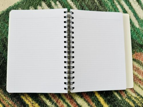 Cuaderno planificador de tareas de tela y papel plateado nuevo - Imagen 2 de 2