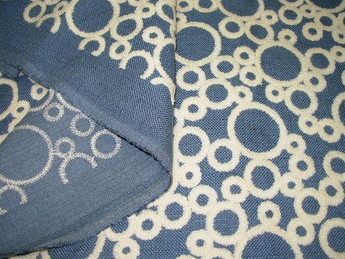 7 4/8 YDS CREWEL EMBROIDERED RINGS DRAPERY UPHOLSTERY FABRIC FOR LESS - Picture 3 of 3