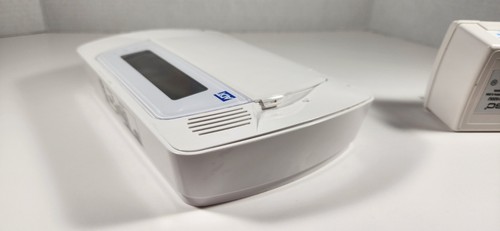 DSC ADT WIRELESS ALARM COMMUNICATOR KEYPAD LE2077-NA UA735 & ADAPTER PTC1620U - Picture 4 of 17